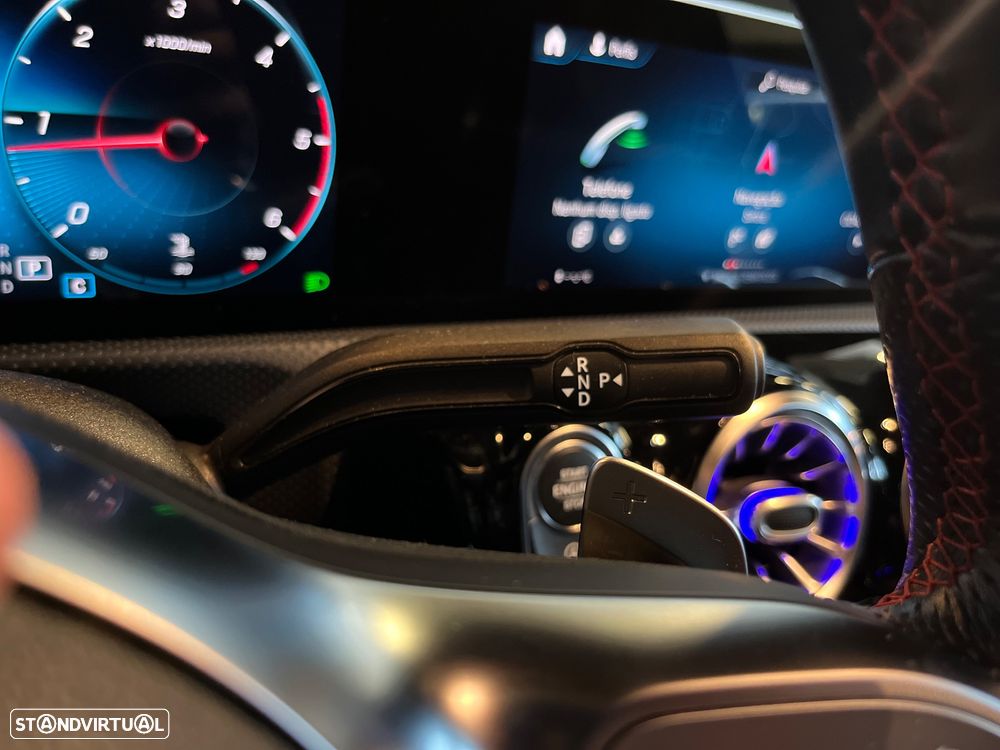 Mercedes-Benz CLA 200 d Shooting Brake 8G-DCT AMG Line - 13