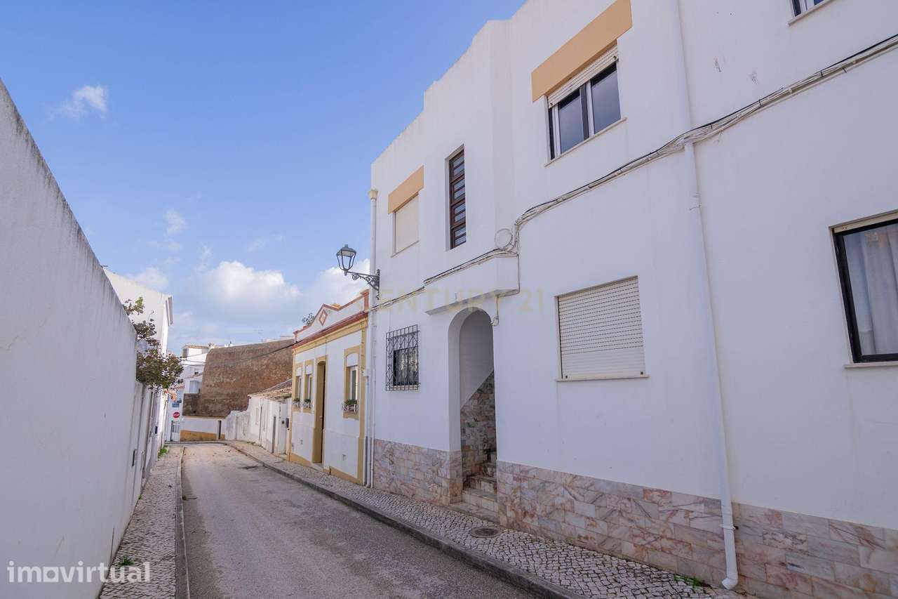 NÃO PERCA ESTA GRANDE OPORTUNIDADE!   APARTAMENTO ESPAÇOSO COM TERRAÇO - Grande imagem: 2/30