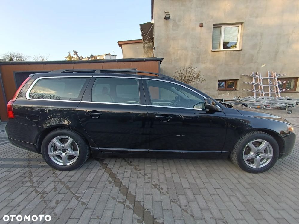 Volvo V70 D2 Edition - 2