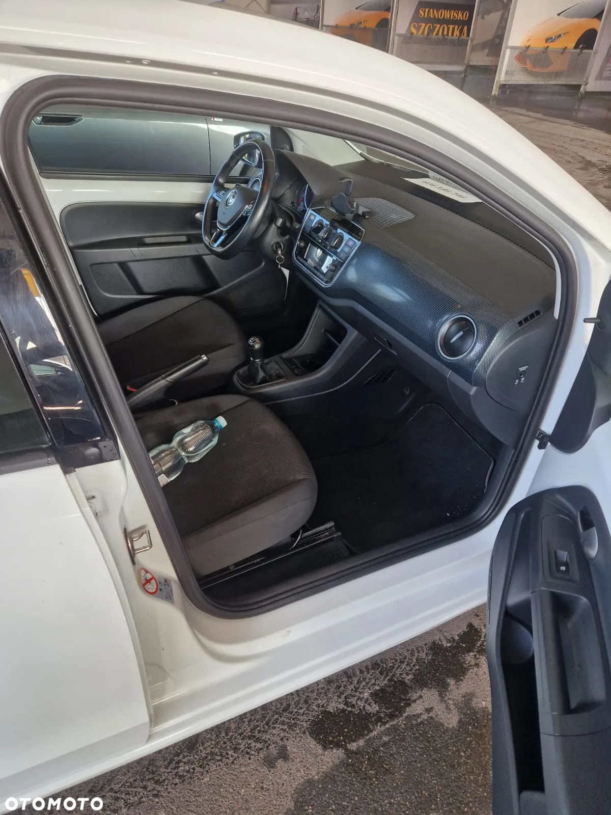 Volkswagen up! 1.0 Beats - 7