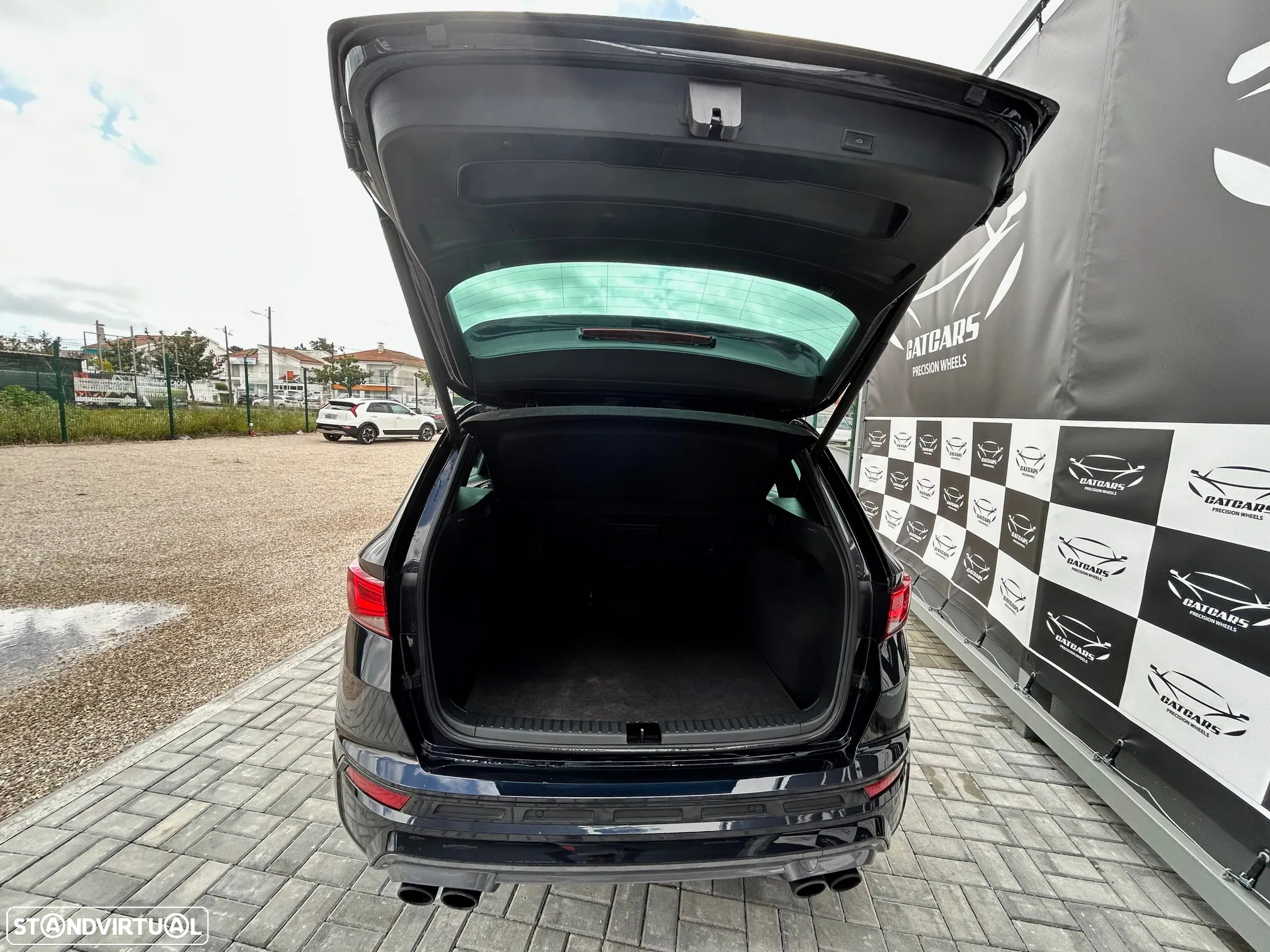 Cupra Ateca 2.0 TSI DSG VZ 4Drive - 25