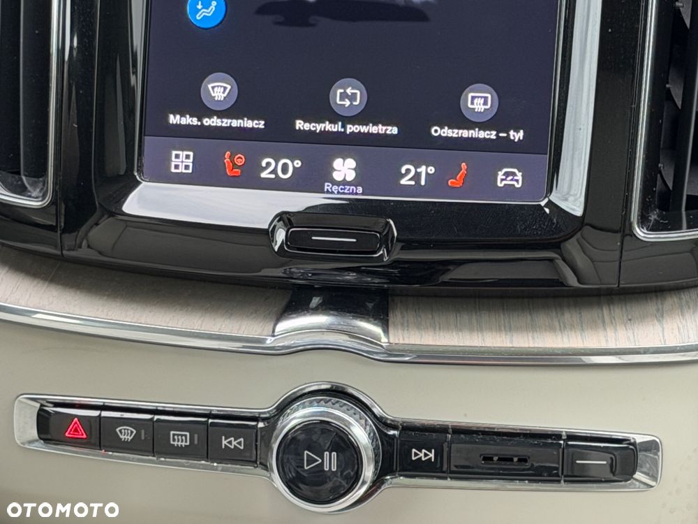 Volvo XC 60 T6 Plug-In Hybrid AWD Inscription - 10