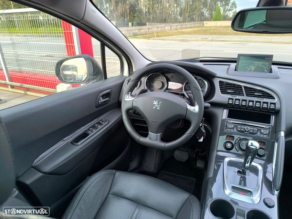 Peugeot 3008 e-HDi 115 ETG6 Stop&Start Allure - 44