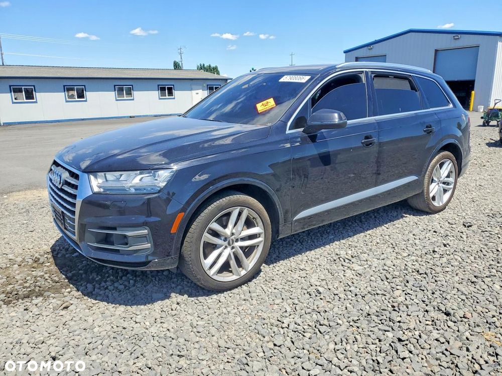 Audi Q7 3.0 TFSI Quattro Tiptronic - 1