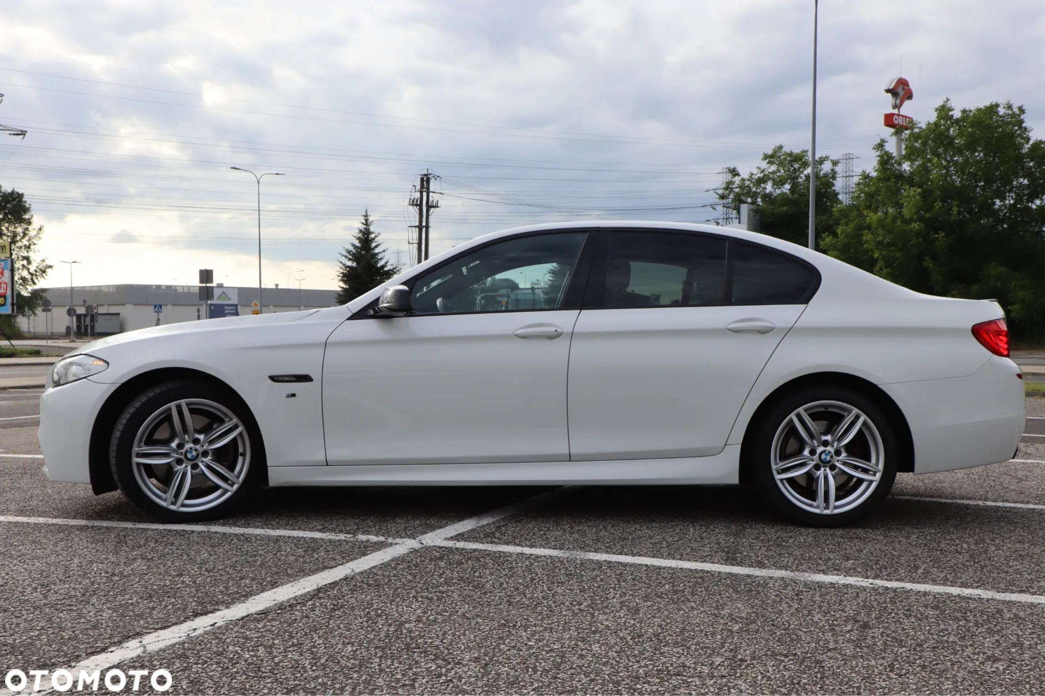 BMW Seria 5 525d xDrive - 27