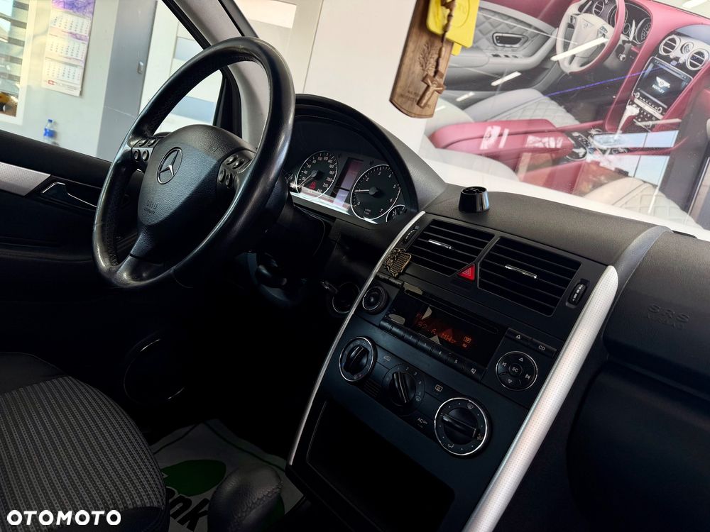 Mercedes-Benz Klasa A 150 Classic First - 22