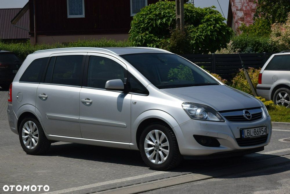 Opel Zafira 1.6 ECOFLEX Family Plus - 1
