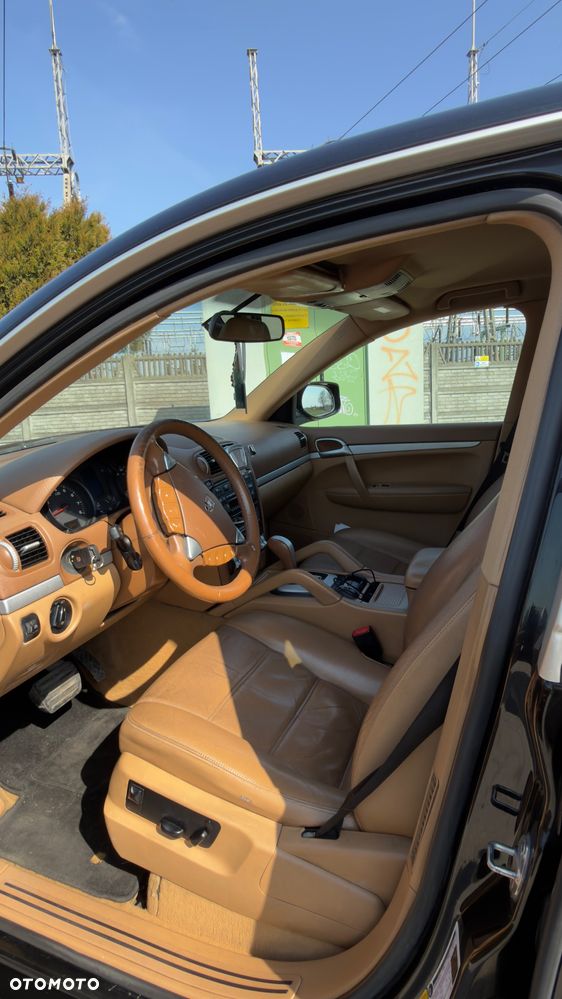 Porsche Cayenne Tiptronic S - 4