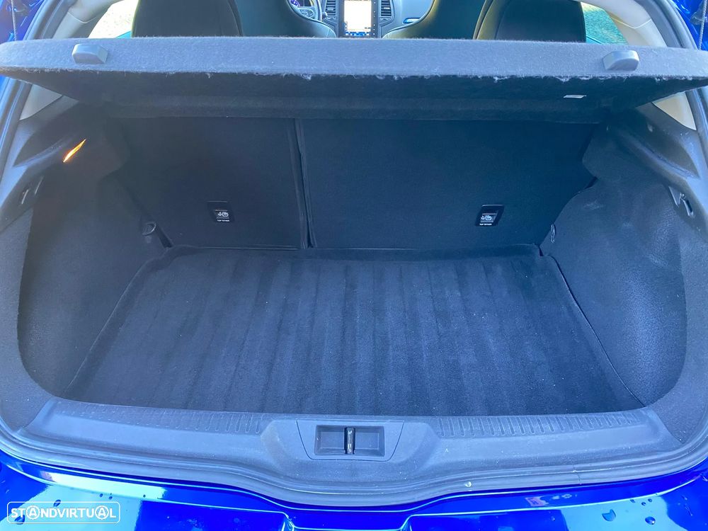 Renault Mégane 1.6 TCe GT EDC - 33