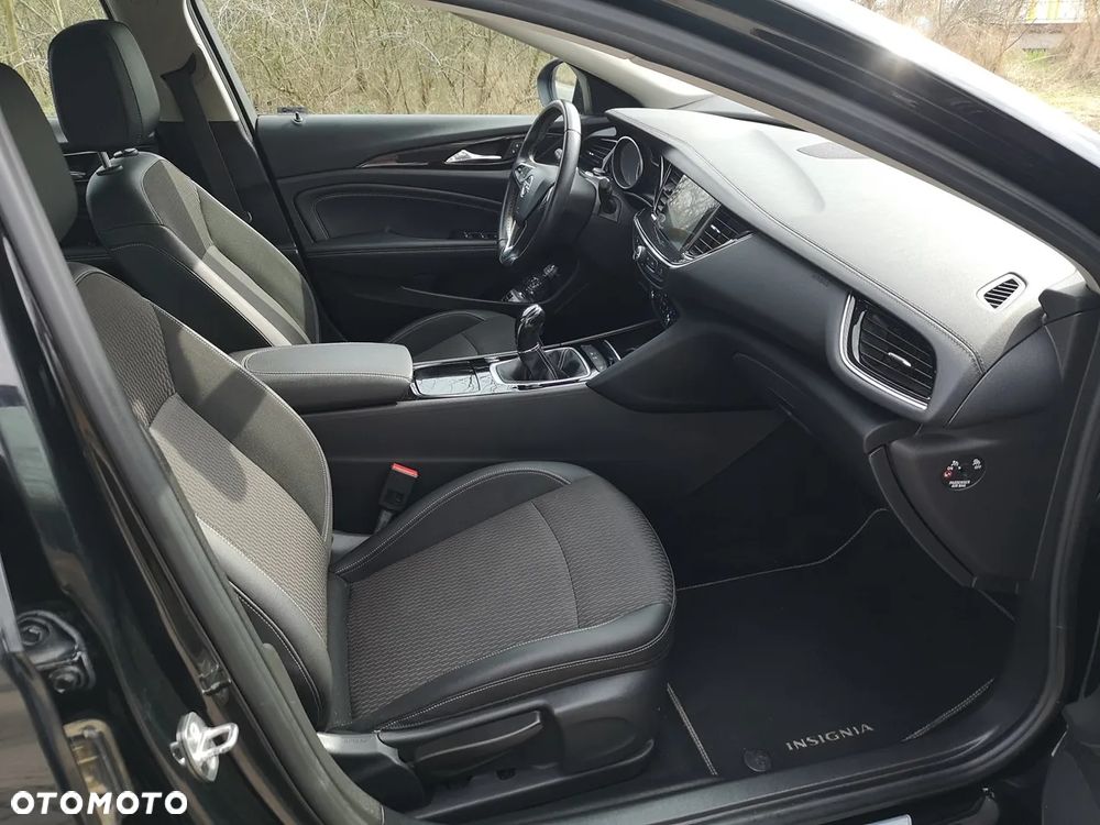 Opel Insignia 2.0 CDTI Exclusive S&S - 17