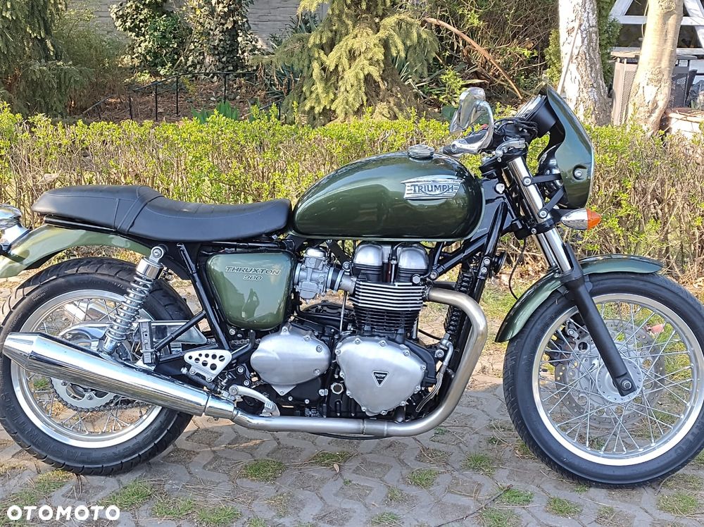 Triumph Thruxton - 2