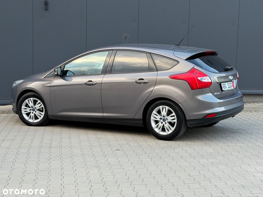 Ford Focus 1.6 Titanium - 12