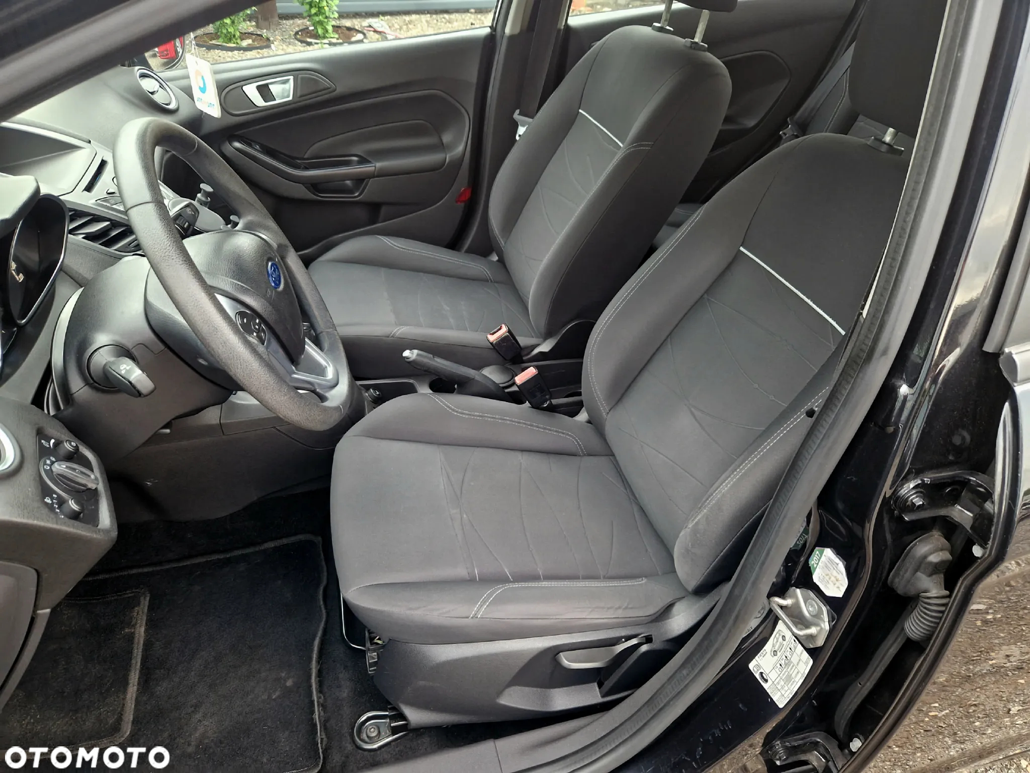 Ford Fiesta 1.25 Trend - 12