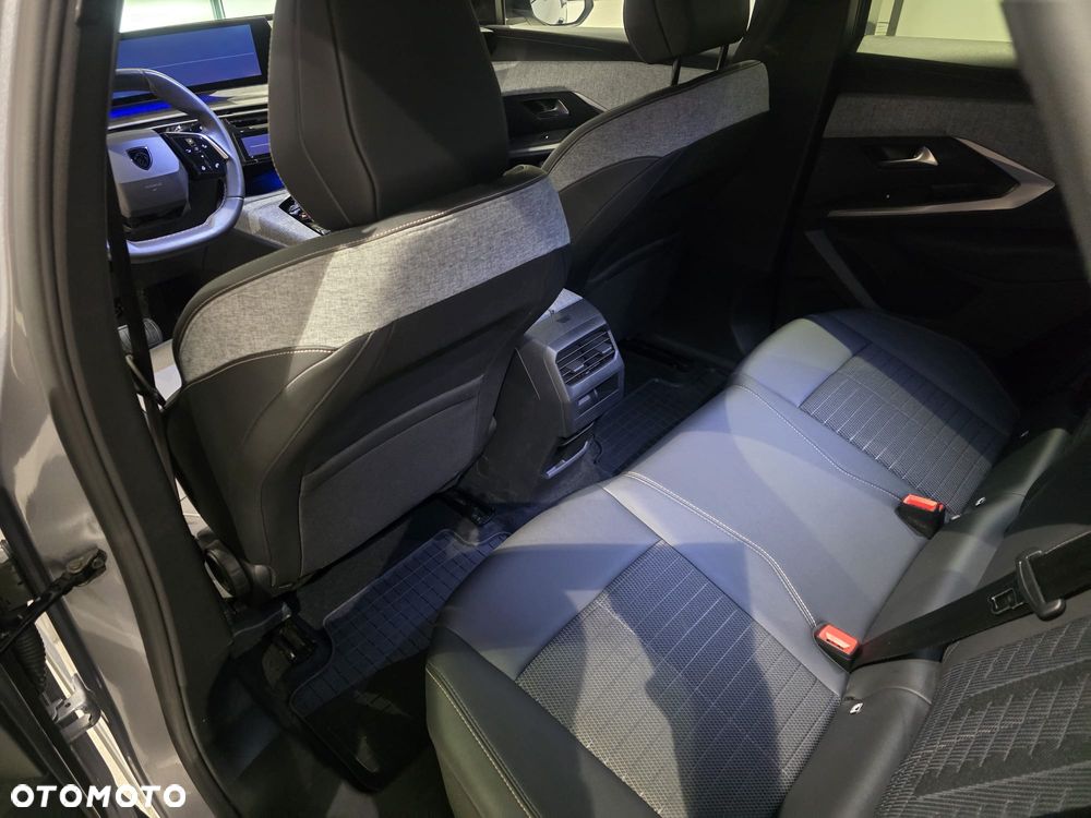 Peugeot 3008 1.2 PureTech mHEV Allure Pack S&S e-DCS6 - 13