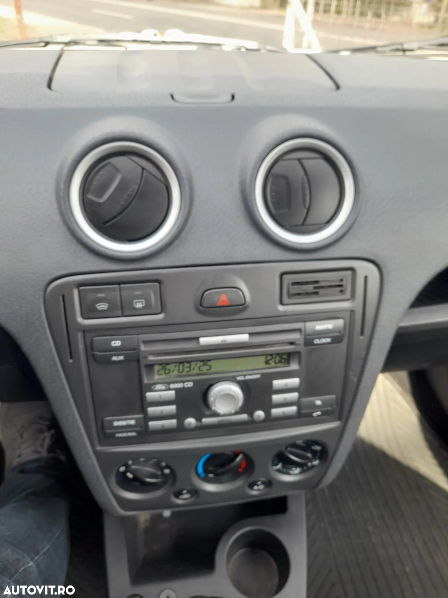 Ford Fusion 1.4 Elegance - 19
