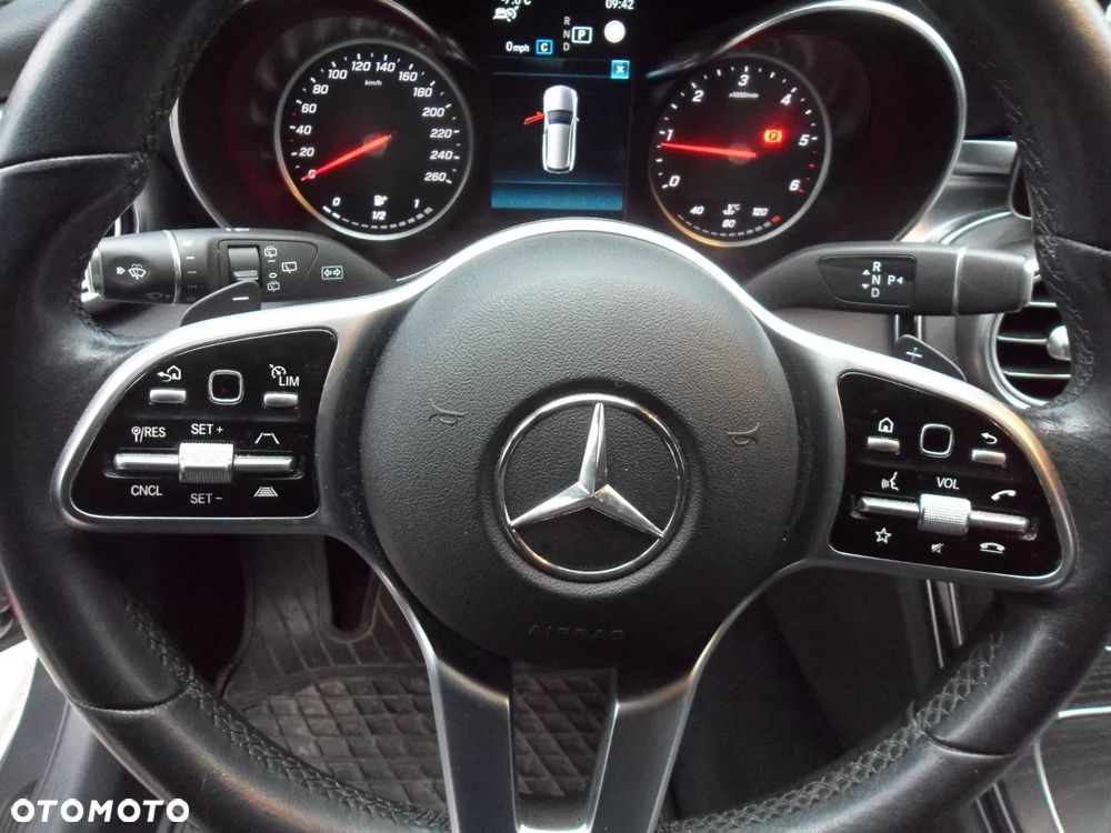 Mercedes-Benz Klasa C 220 d 9G-TRONIC Night Edition - 10