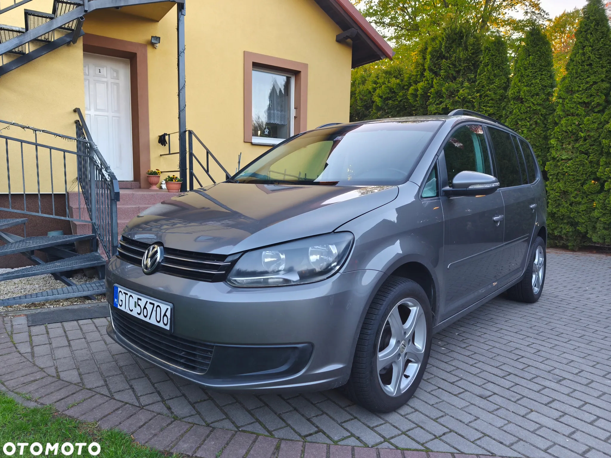 Volkswagen Touran - 2