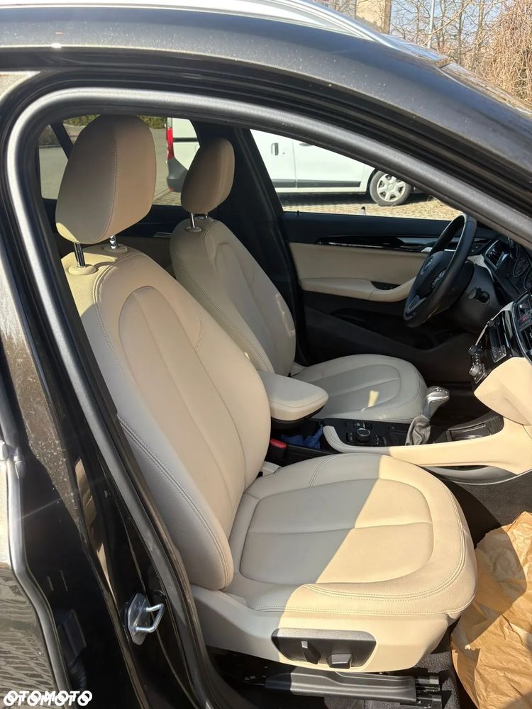 BMW X1 xDrive25i xLine - 16