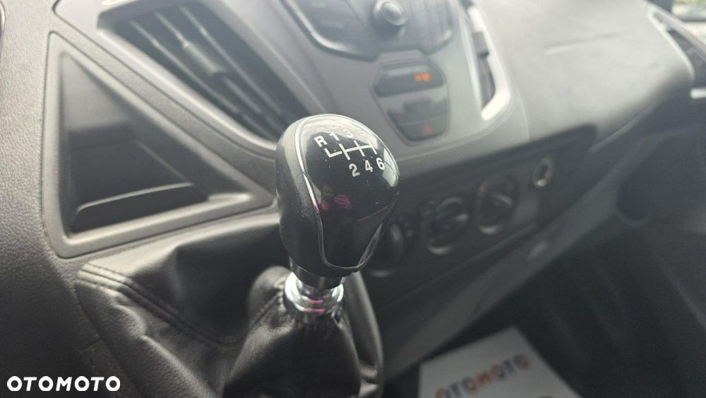 Ford Transit Custom - 12