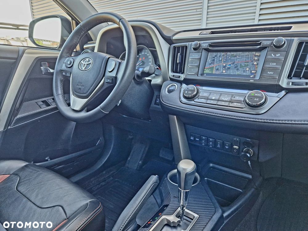 Toyota RAV4 2.2 D-CAT Prestige - 25