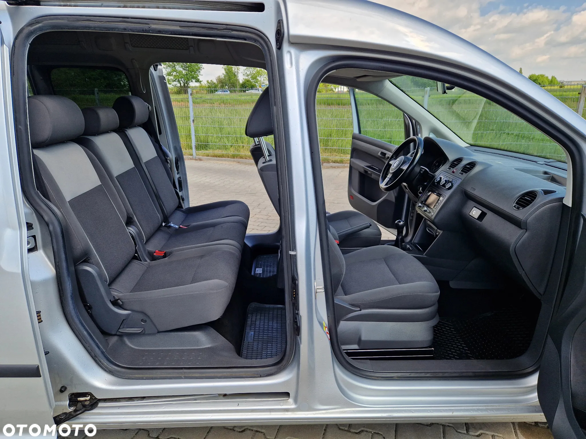 Volkswagen Caddy Maxi 1.6 TDI Comfortline - 10