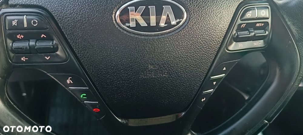 Kia Ceed 1.4 S - 16