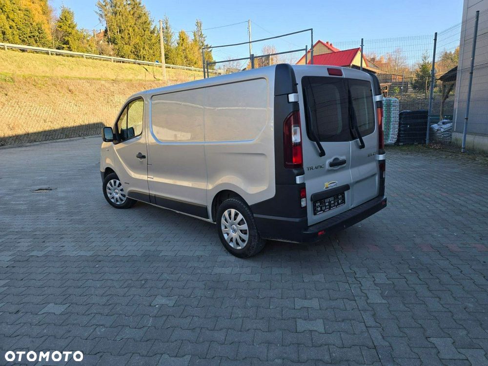 Renault Trafic - 9