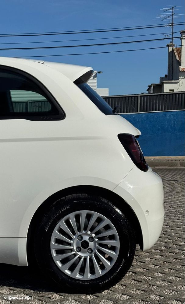 Fiat 500e - 12