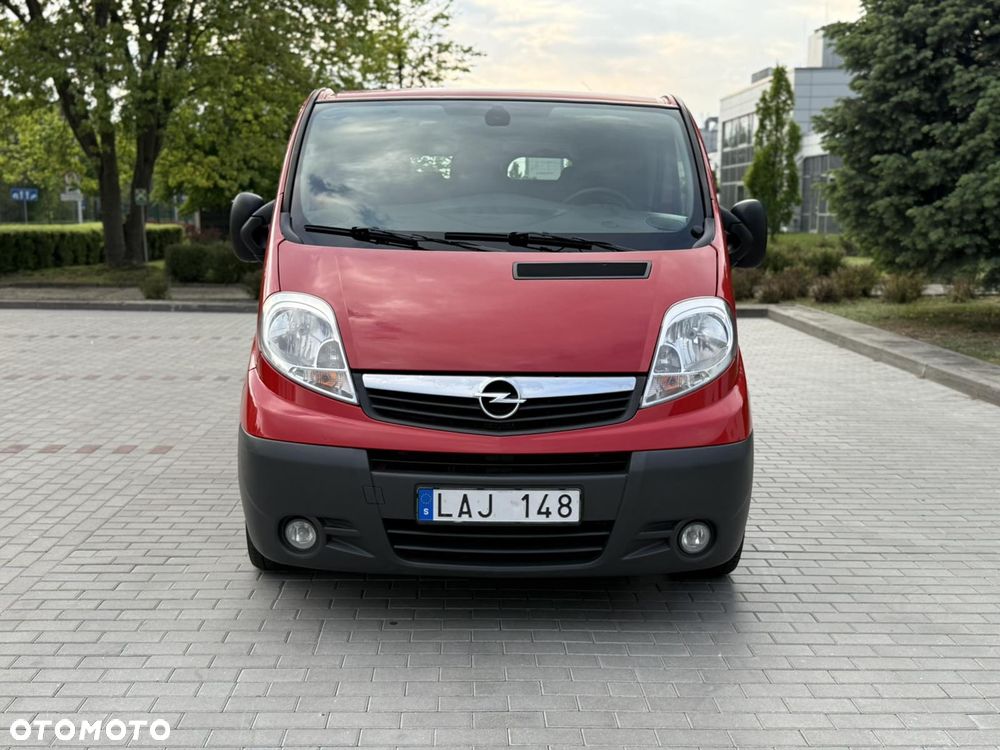 Opel Vivaro - 24