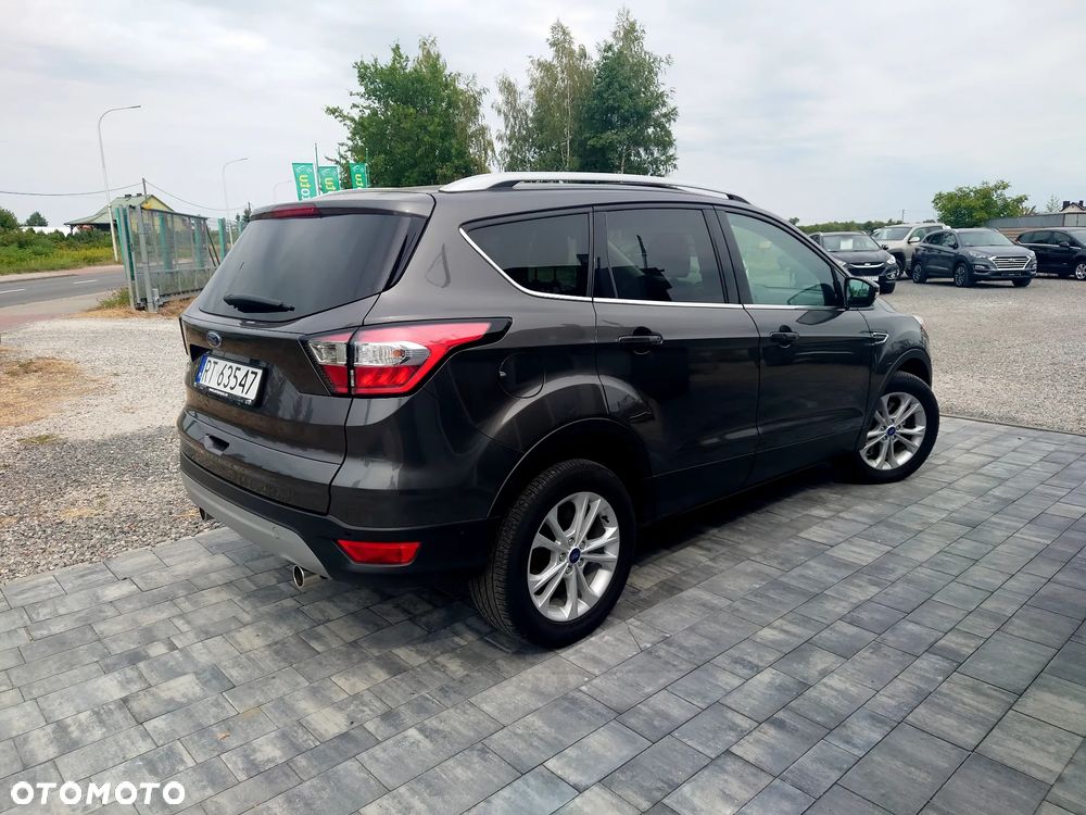 Ford Kuga 2.0 TDCi 2x4 Titanium - 6