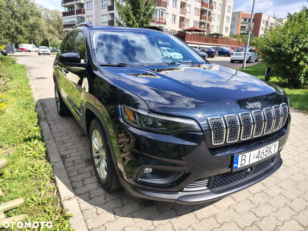 Jeep Cherokee - 1