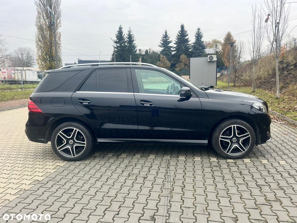 Mercedes-Benz GLE 250 d 4-Matic - 9
