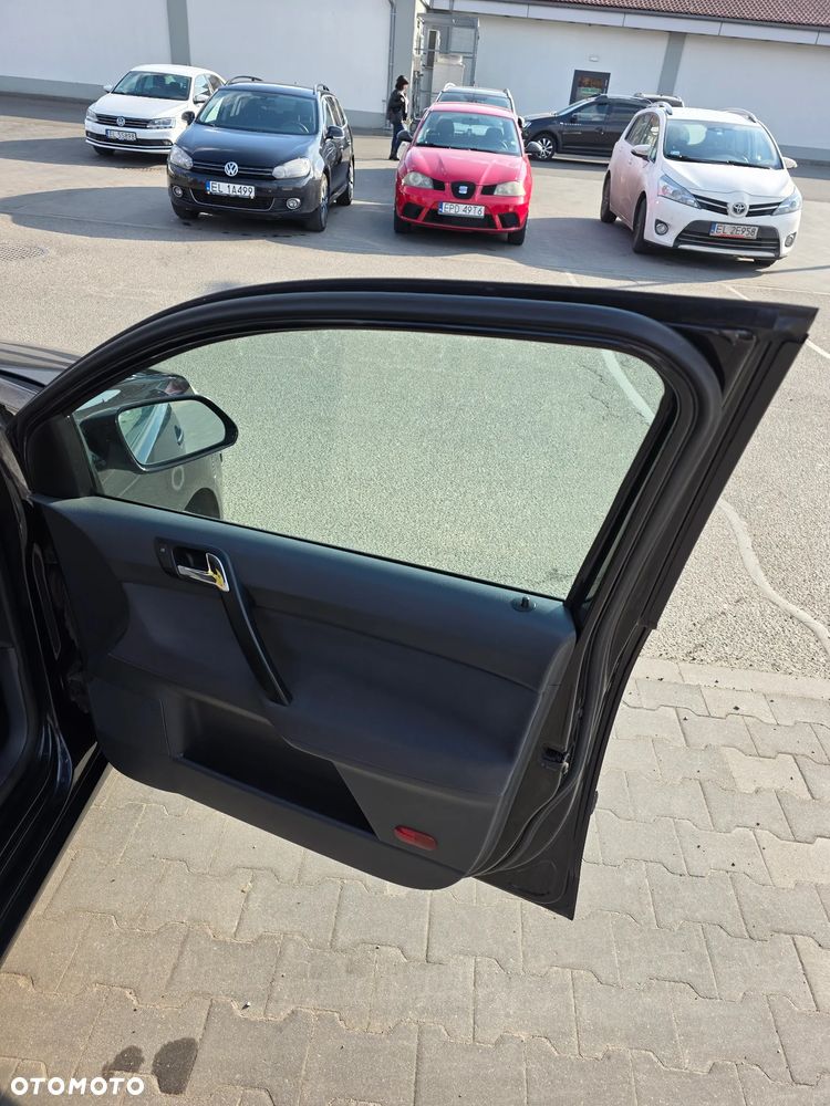 Volkswagen Polo 1.4 Comfortline - 14