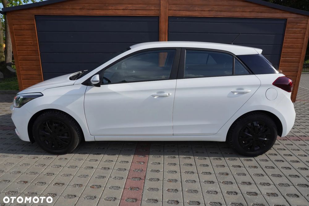 Hyundai i20 blue 1.2 Classic - 3