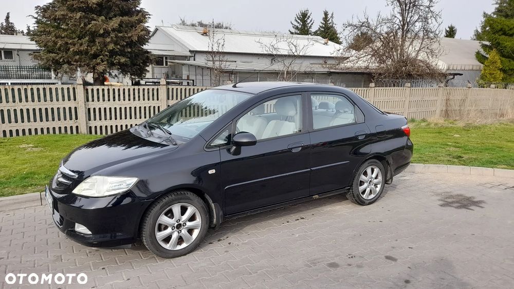 Honda City 1.4 Comfort - 3
