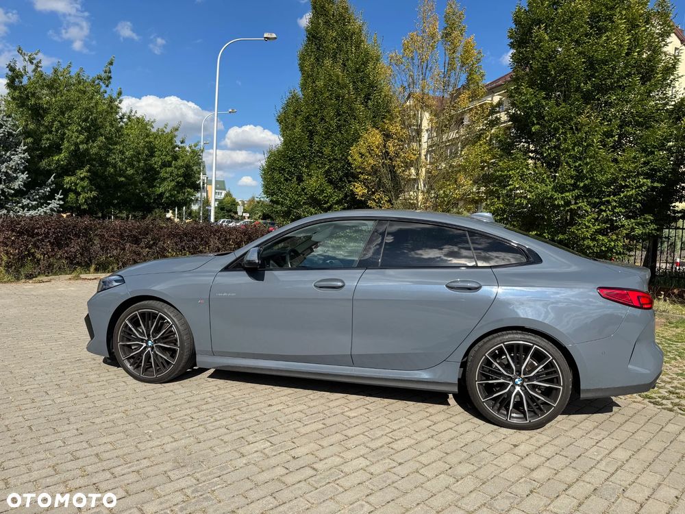 BMW Seria 2 220d M Sport - 5