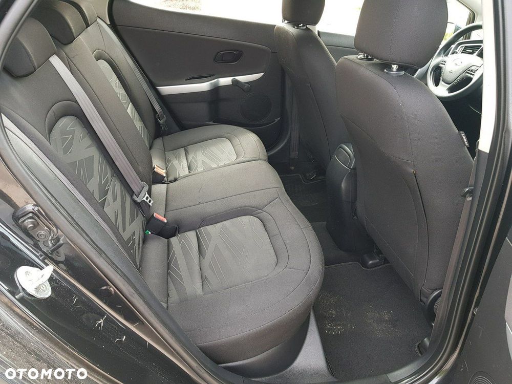 Kia Ceed - 15
