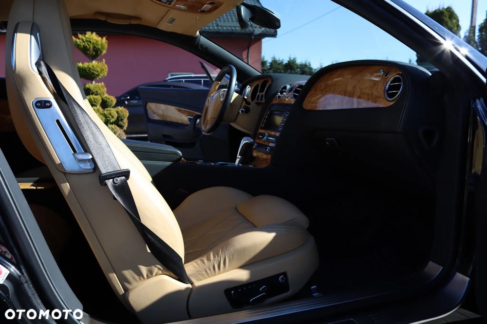 Bentley Continental GT Speed - 31