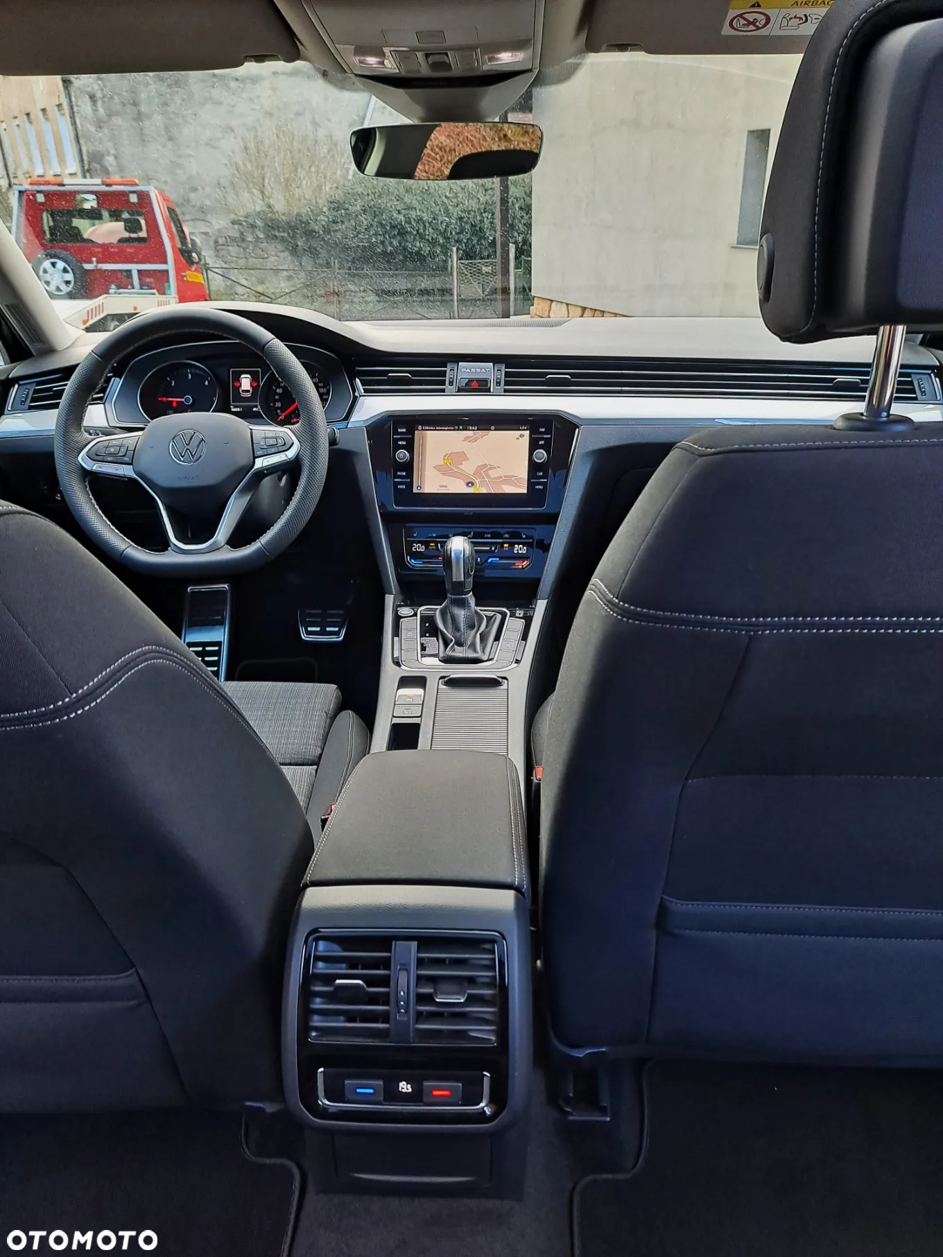 Volkswagen Passat Variant 2.0 TDI SCR DSG Business - 21