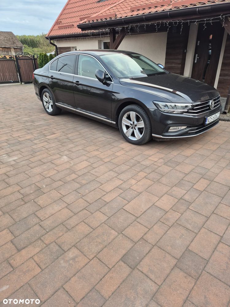 Volkswagen Passat 2.0 TDI Elegance DSG - 2