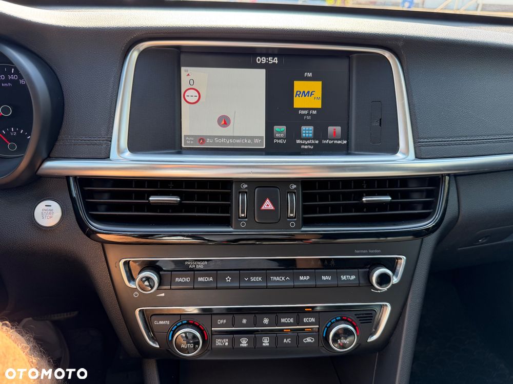 Kia Optima Plug-in Hybrid - 16