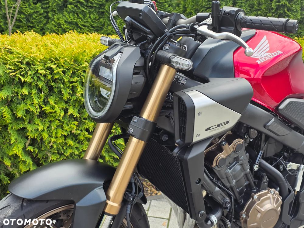 Honda CB - 24