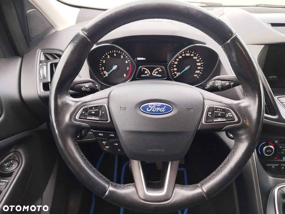 Ford Kuga - 22