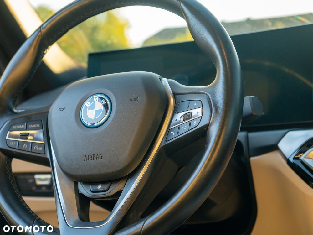 BMW i4 - 9