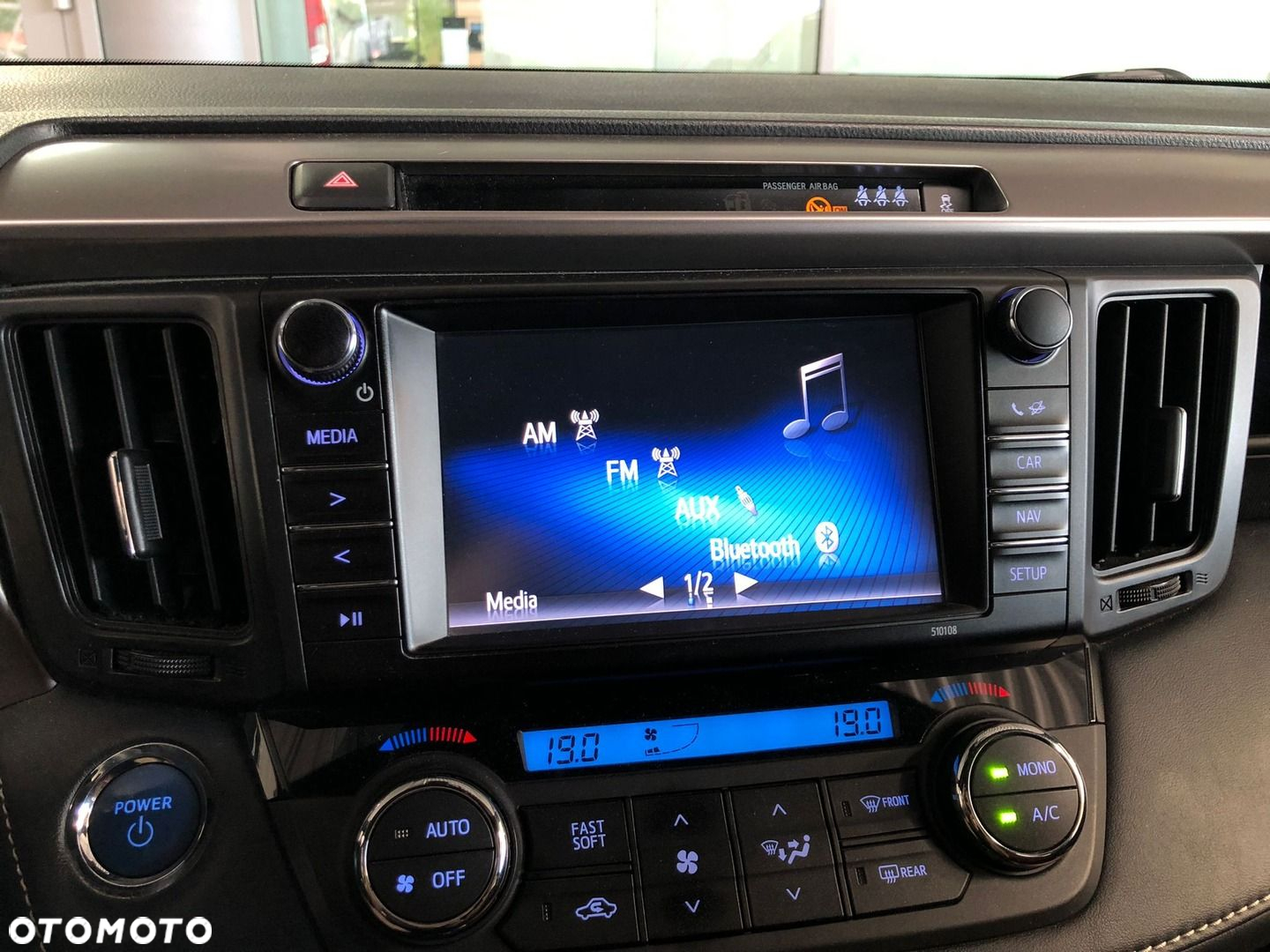 Toyota RAV4 - 19