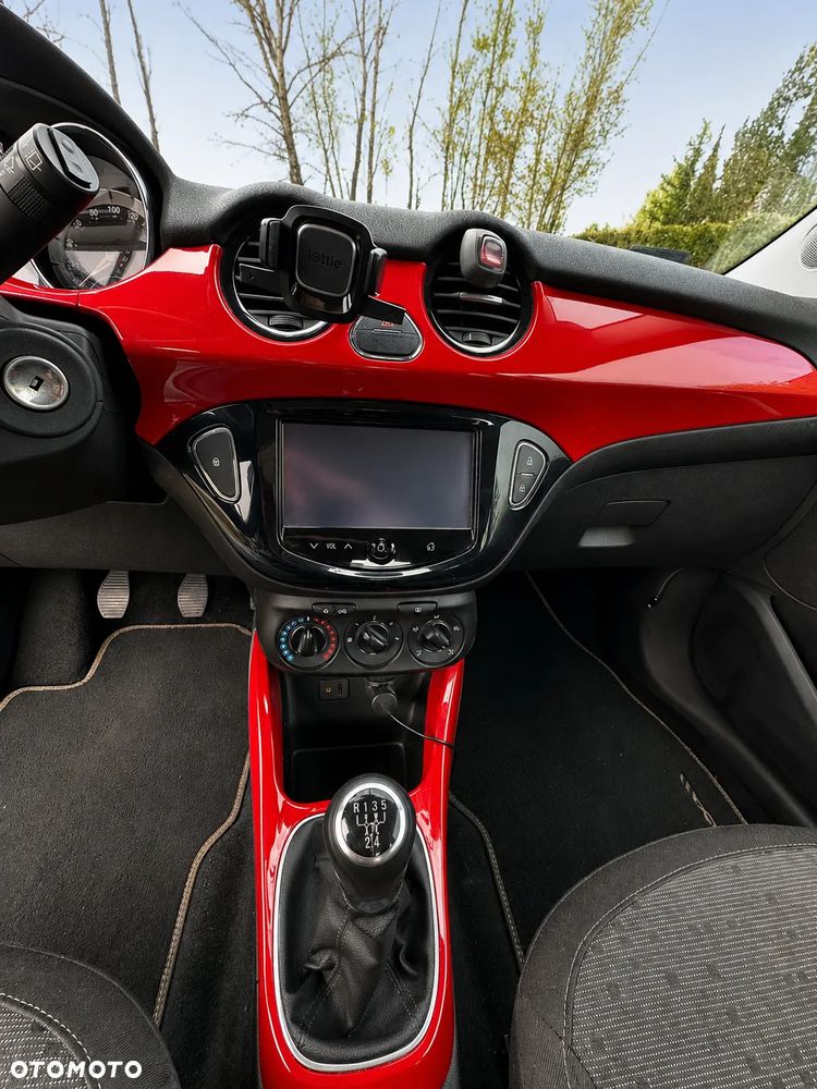 Opel Adam 1.2 - 9