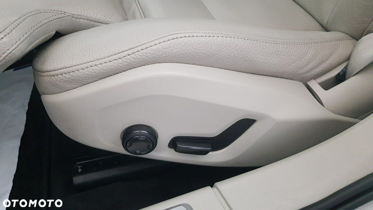 Volvo V90 - 32