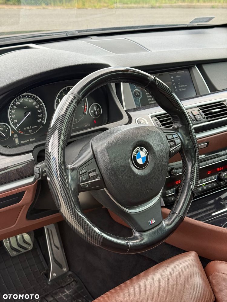 BMW 5GT 550i Luxury Line - 29