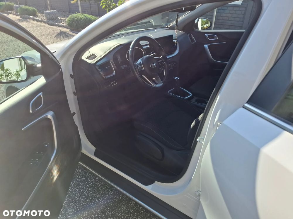 Kia XCeed - 7