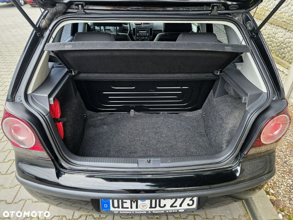 Volkswagen Polo 1.2 Comfortline - 27